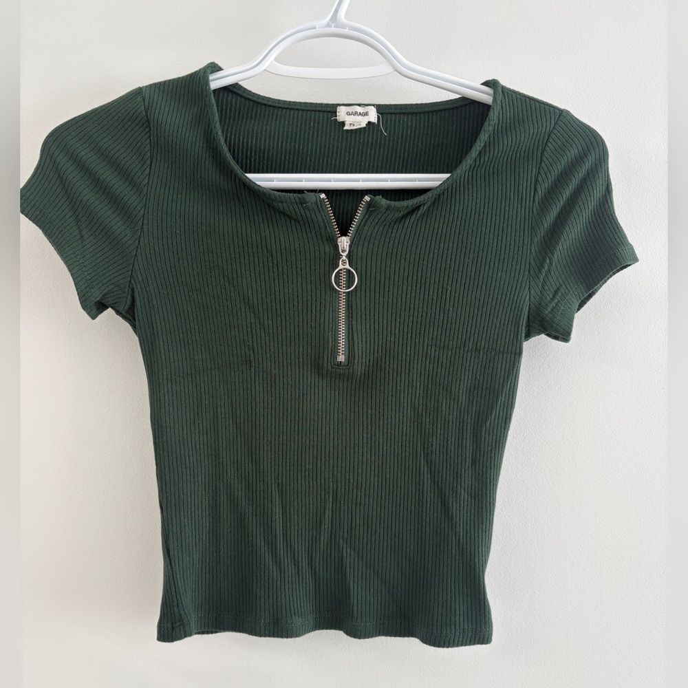 Garage Green Zipper Crop Top Tee Shirt - XS